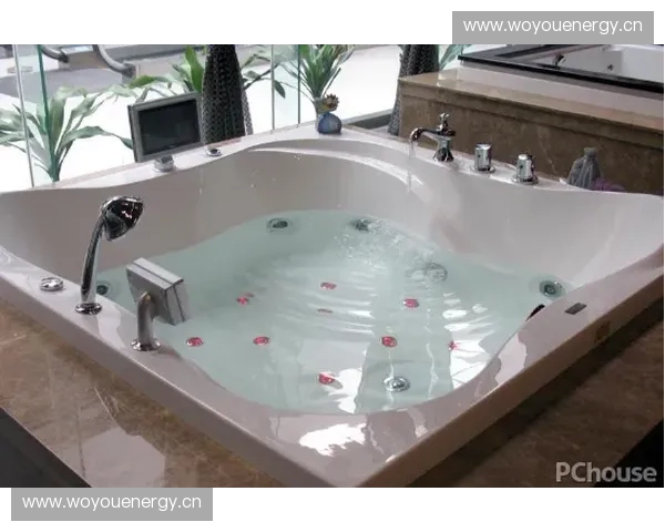 亚克力浴缸的优势与选购指南解析，如何挑选适合家庭使用的浴缸